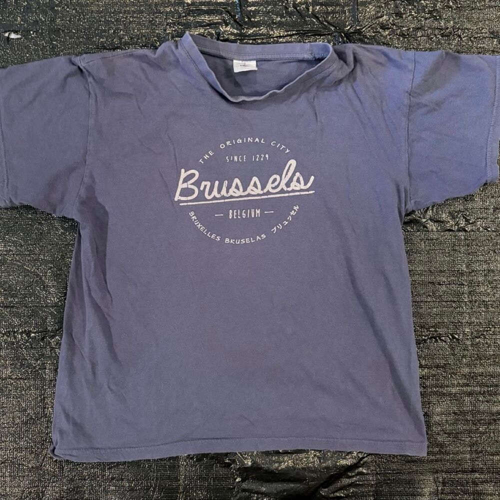 Unbranded Men's Navy and Blue T-shirt
